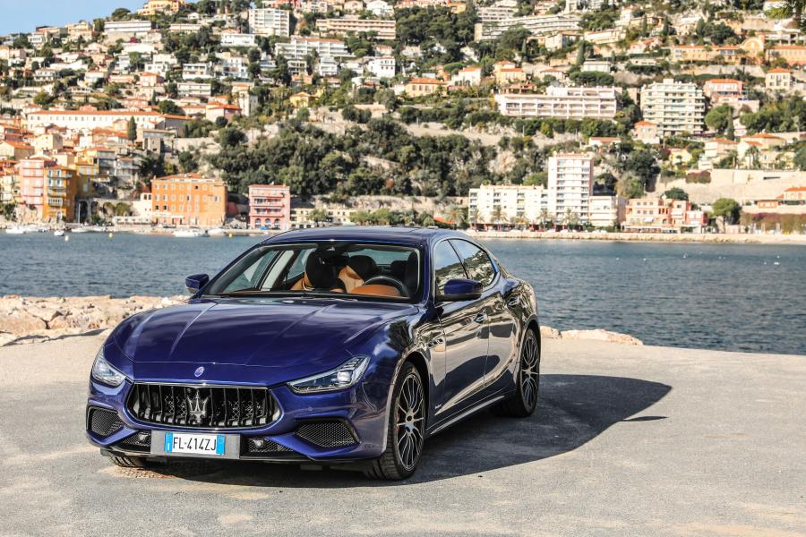  Maserati Ghibli S GranSport 2017 года  (фото 14 из 40)